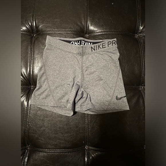 Nike Pants - Dri fit nike pro 3” shorts